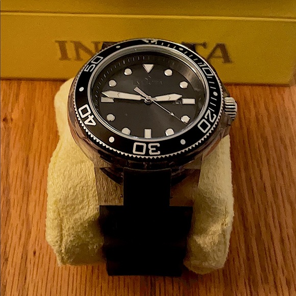INVICTA Luxury Diving Watch (2) - *** NEW *** - Picture 10 of 15